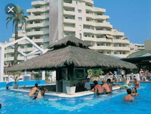 Benalbeach Jr Suite Málaga Exterior foto