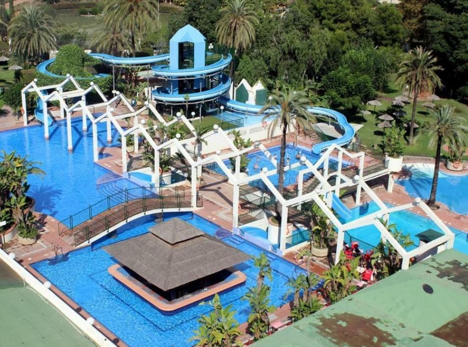 Benalbeach Jr Suite Málaga Exterior foto