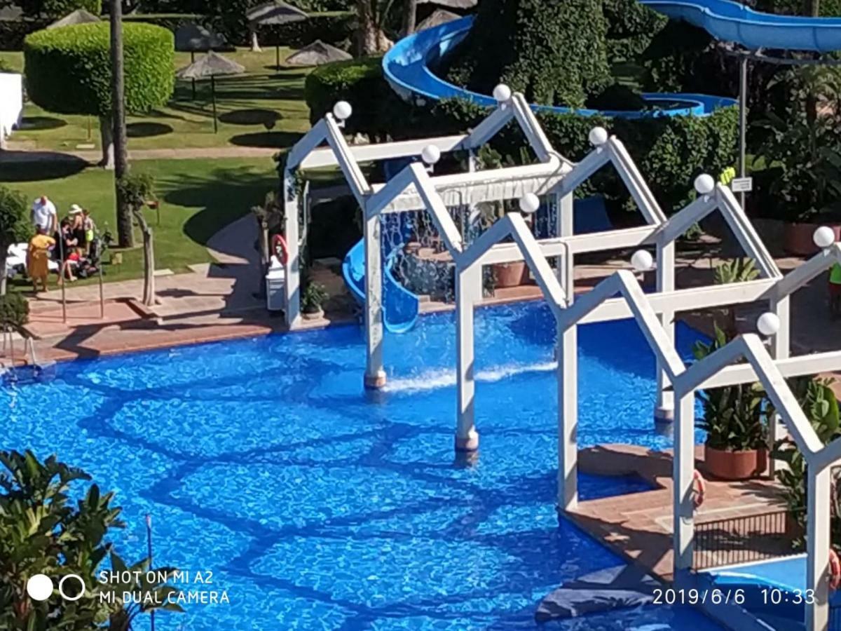 Benalbeach Jr Suite Málaga Exterior foto